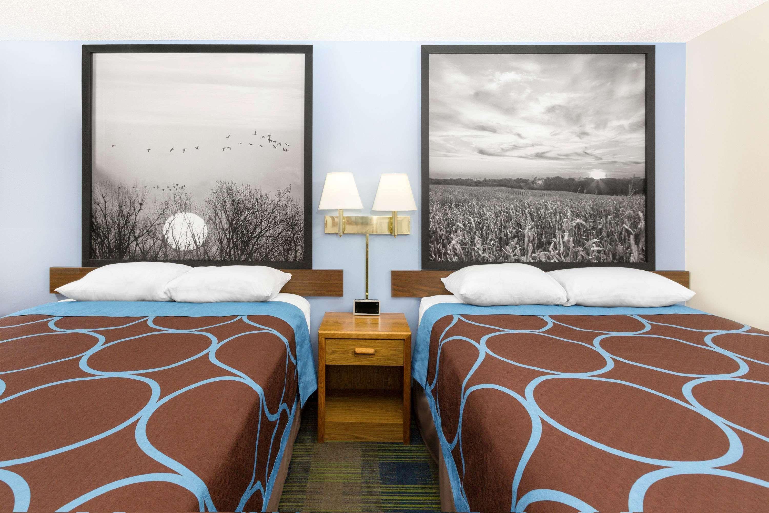 Motel Super 8 By Wyndham Columbus Exteriér fotografie