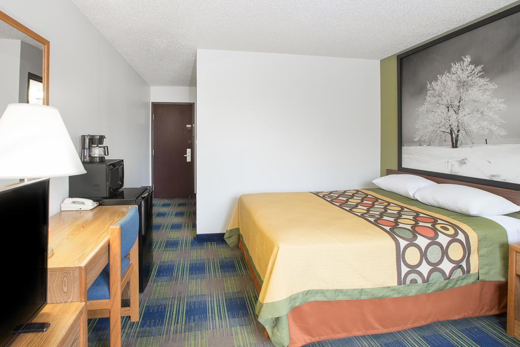 Motel Super 8 By Wyndham Columbus Exteriér fotografie
