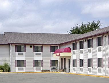 Motel Super 8 By Wyndham Columbus Exteriér fotografie
